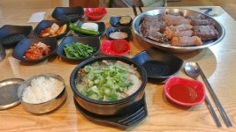 돼지국밥 본향 부산 사람도 찾는 여수 국밥집