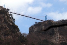 보기만 해도 아찔한 하늘다리, 이름에 얽힌 슬픈 사연