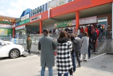 마스크 구입, 더 필요한 사람들을 위해 멈춥니다