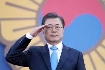 '청년경찰들' 만난 문 대통령 