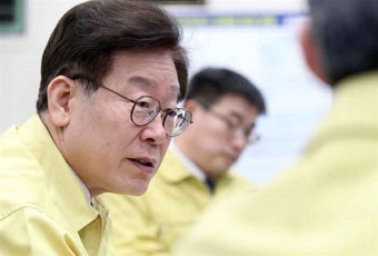 이재명 정부, 의료계 갈등 해결 위한 신뢰 회복 강조 주목 받아 16개월 갈등 해소와 공공의대 신설 추진하여 새로운 의료 정책 모색중