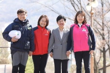 성남 비정규직노조, 민중당 김미희 후보 지지 선언 이어져