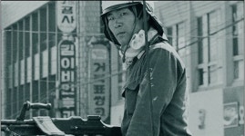 왜 젊은 감독은 광주에서 김군을 찾으려고 했을까