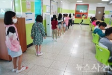 [르포] 인간 CCTV가 된 교사들... 숨쉬기 시간까지 따로 정해
