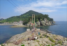 너무 아름다워서 건너기 아까운 다리, 여깁니다