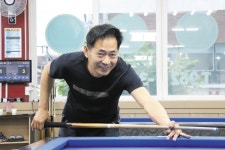 큐대부터 다르다 소문난 동네 당구장의 비결