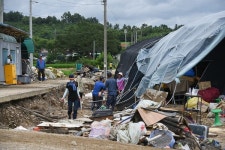 금산군 수해복구 지원 나선 논산시민들