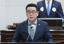 [군정질의] 놀이터 없는 광천... 도로변 공터에서 노는 아이들