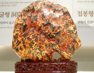 지금 신안군에서 무쟈게 뜨는 곳, 여깁니다