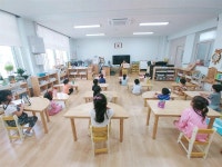 섬 같은 교실, 안쓰러운 아이들