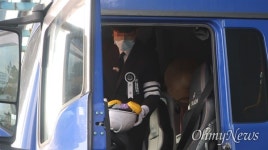 21일간 상복 입은 심장선씨 아들의 마지막 배웅길