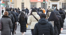호주머니 속 핫팩 두 개에 민망해진 이유 [아이들은 나의 스승]