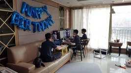 거실에 투자 좀 했습니다, 저만 이런가요?