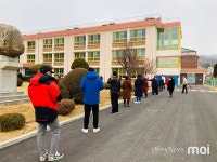 [동해] 코로나19 한 집 한 사람 무료검사 첫날 차분