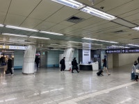 국제선 취항 중단 1년... 김포공항을 가다