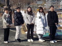 한국은 5면이 바다 순창여중 현수막 보셨나요