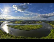 상주 경천대로 이른 봄마중 어때요?