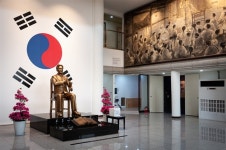 윤봉길 의사와 사진을 찍을 수 있는 곳, 여깁니다  [단칼에 끝내는 서울 산책기]