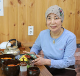 국수는 오로지 육수 맛... 남기지 말고 드셔요