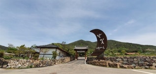 16세기 여성작가 송덕봉과 남편은 평등한 관계였다