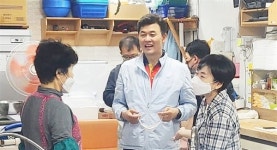 윤영석 의원, 고현시장 방문 전통시장 살리기 지원 약속