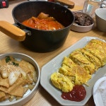 밥 한 그릇 순삭... 친구야, 김치찌개에 뭘 넣은 거니  [1인분의 위로]