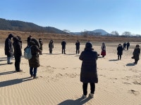 낙동강은 흘러야 ... 합천창녕보 수문 개방 연장 촉구