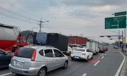 주차장 전락... 전북 완주군 용진교차로 왜 이렇게 막히나