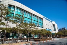 흉년에 곳간 연 일본인... 조선인들이 직접 세운 기념비