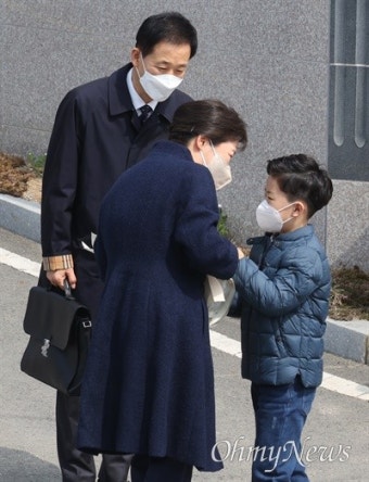 유영하, 박근혜-윤석열 만남 시사 