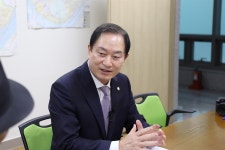 김철식 법학박사 집무실 용산 이전, 구민들 의견 반영필요