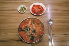 원조? 백종원? 옥천 생선국수 입맛따라 골라보세요 [월간 옥이네]