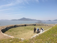 평화로운 굴암돈대, 이곳을 지켜낸 사람들
