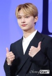 [오마이포토] 세븐틴 준, 굳건한 엄지척