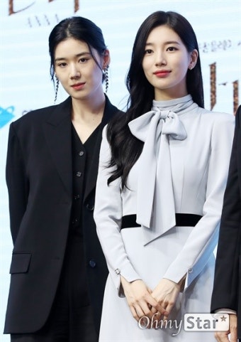 [오마이포토] '안나' 정은채-수지, 함께 걷는 길