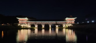 이 여름 경주의 밤은 참으로 아름답습니다