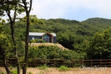 개장 전부터 전국 최고 경쟁률... 인천 첫 휴양림 인기, 이유 있네