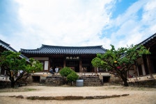 100년 교회와 600년 삼신당 나무도 품은 기막힌 곳 [중앙선 역사문화기행]