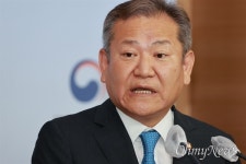 행안부장관 '경찰 하나회' 발언에 대통령실 답변 피해 [경찰국 설치 논란]