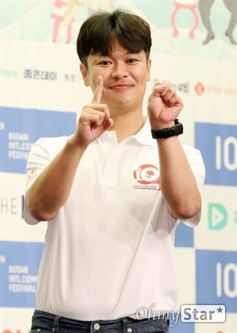 [오마이포토] '10회 부코페' 김동하, 혼자라도 외롭지 않아!