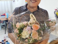 태어난 지 42년만에... 아내를 위한 꽃바구니 만들기 [마흔이 서글퍼지지 않도록]