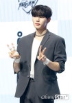 [오마이포토] 위아이 김준서, 사랑과 열정
