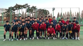 경남FC 선수단, 유소년 선수 성장 돕기 일일 지도