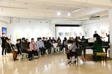 미술관에서 열린 음악회, 눈도 귀도 즐겁네