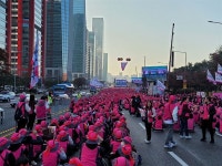 [사진] 여의대로 가득메운 학교 비정규직노동자들