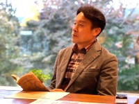 사람들의 상처 치유하는 시 쓰고 싶어