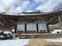 도선국사가 하룻밤 사이에 조성했다는 마애불