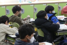 학교에서 마스크 안 벗겠다는 아이, 수긍했습니다