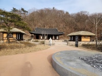 여긴 화장실이 포토존? 유배지 선비 문화 엿보기