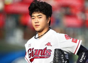 롯데 '아픈 손가락' 윤성빈, 입단 7년차엔 터질까
